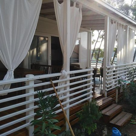 Luxury Mobilehome Lucina Bay Pašman Zewnętrze zdjęcie