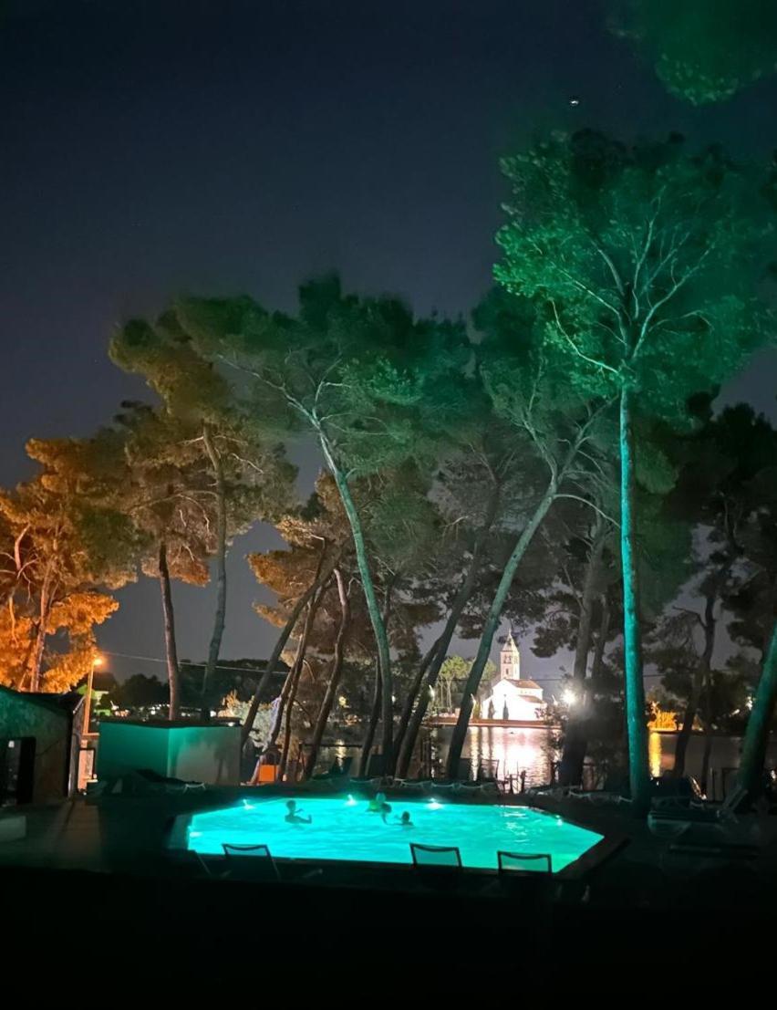 Luxury Mobilehome Lucina Bay Pašman Zewnętrze zdjęcie