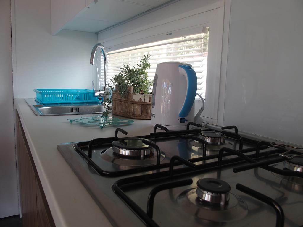 Luxury Mobilehome Lucina Bay Pašman Zewnętrze zdjęcie